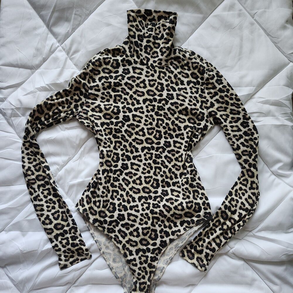 H&M Womens Leopard Print Turtleneck Long Sleeve Cotton Bodysuit Size M